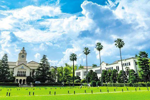 北京外国语大学日本留学