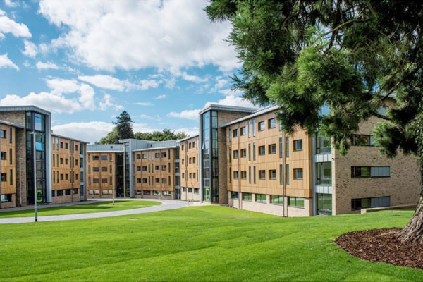 上海视觉艺术学院留学