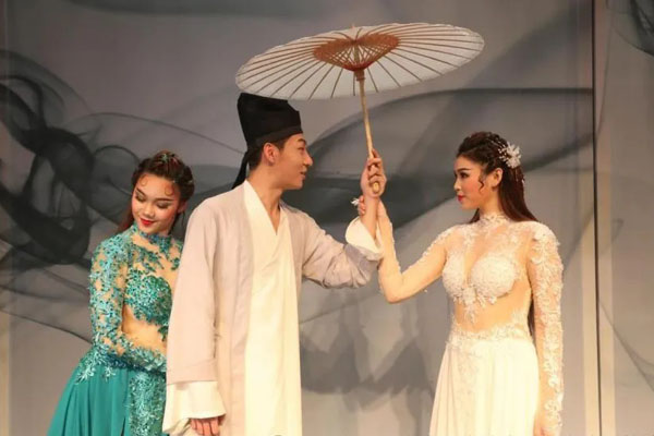 北京电影学院2+2国际本科