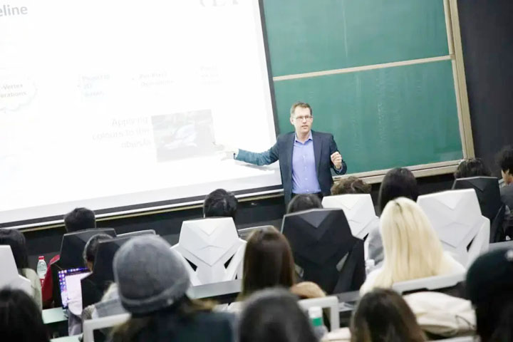南京传媒学院东安格利亚数字创意学院4+0中外合办培养项目