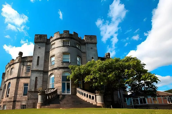 英国斯特灵大学相当于国内什么水平大学?