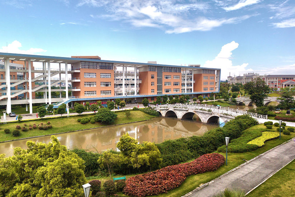 广东外语外贸大学2+2国际本科怎么样？揭秘高性