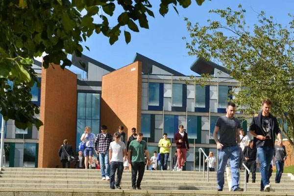 中国石油大学2+2国际本科真相：低分上名校，文凭